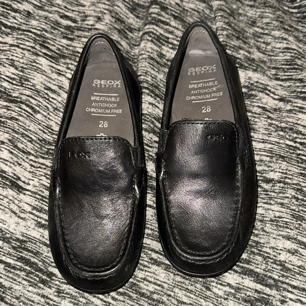 Geox Boys New Fast Loafers Black Slip-On Size EU Boys 28 Italian Patent